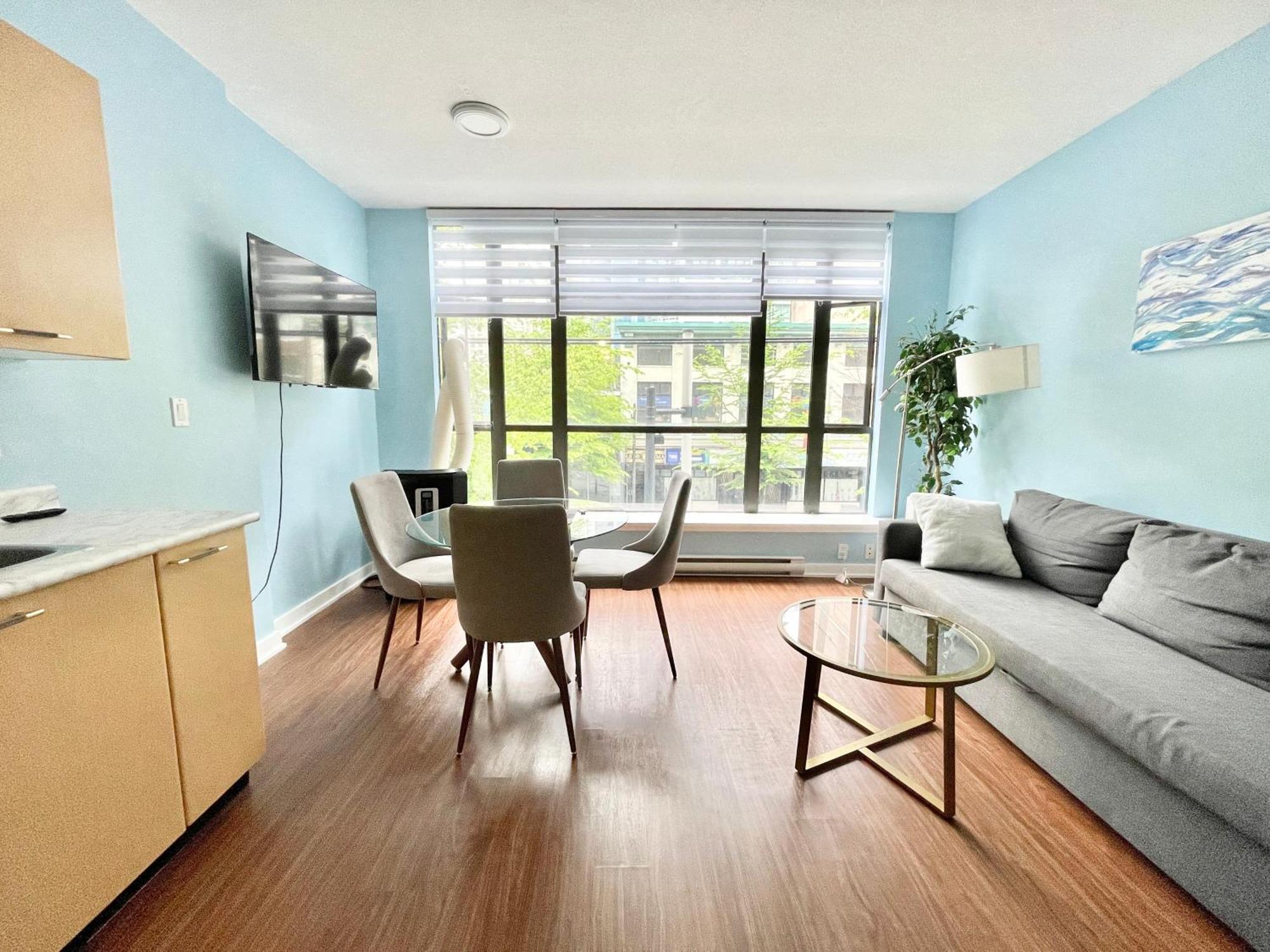 Downtown 1Br Condo At Granville Strip Near English Bay Ванкувер Екстер'єр фото